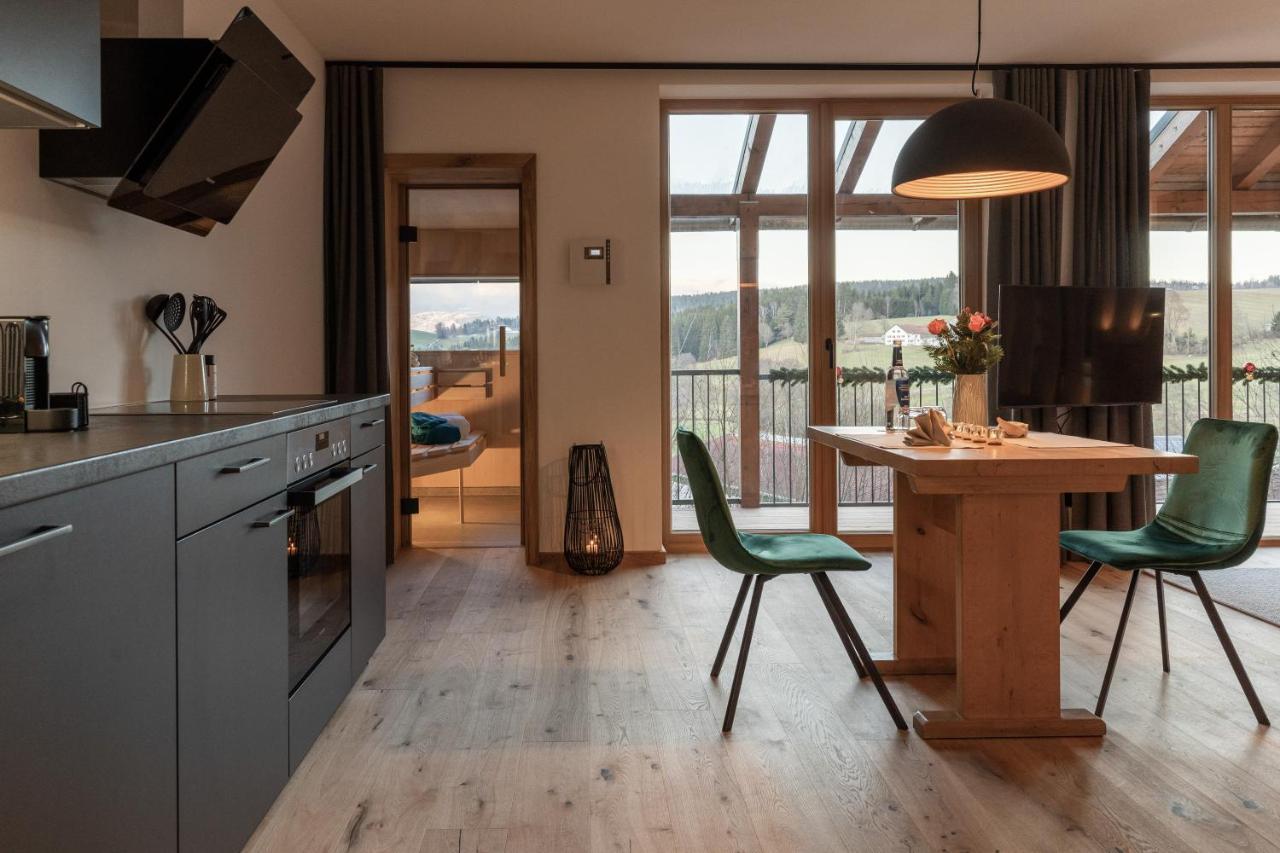 Forstgut - Premium Waldchalets Und Lodge Suiten Regen Exterior photo